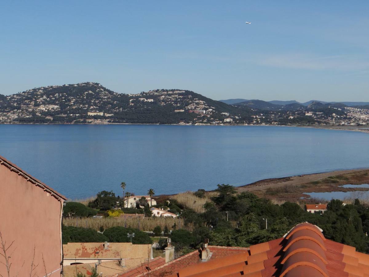 Appartement Vue Mer, Presqu'Il De Giens Hyères Zewnętrze zdjęcie
